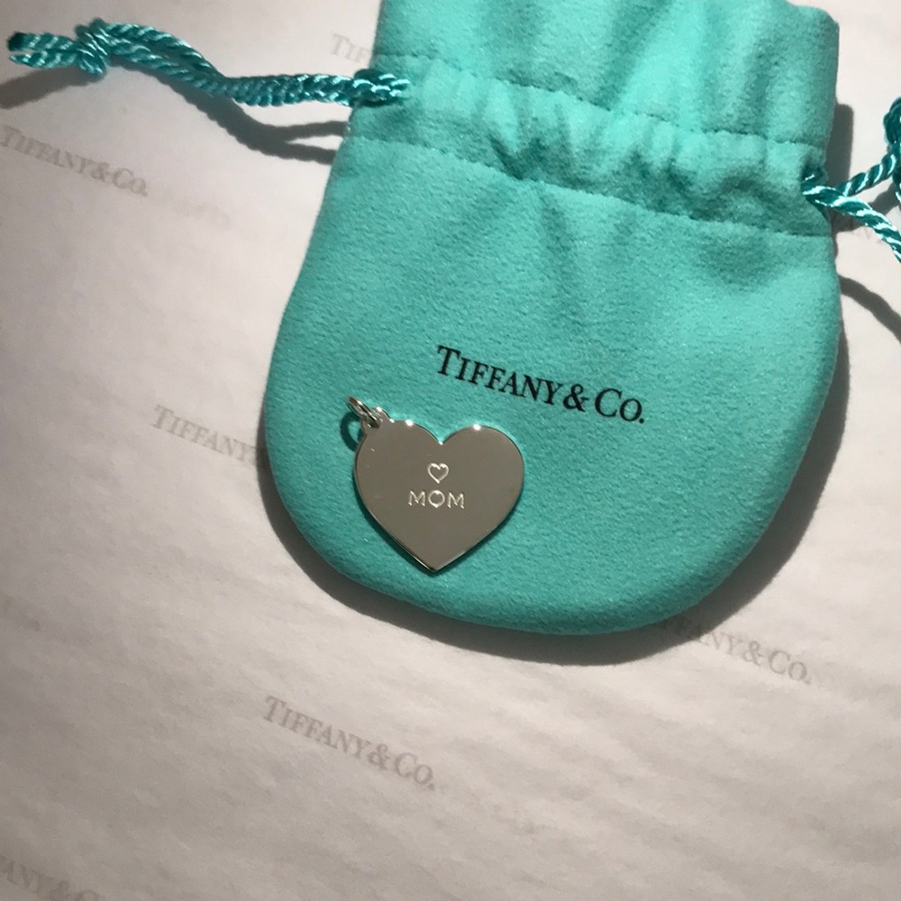 Tiffany & Co. Large Mom Charm